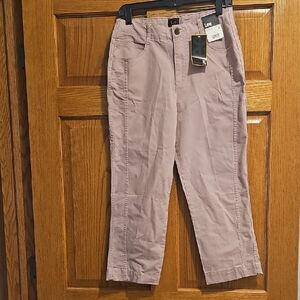 Lee Women's Soft Mauve Capris